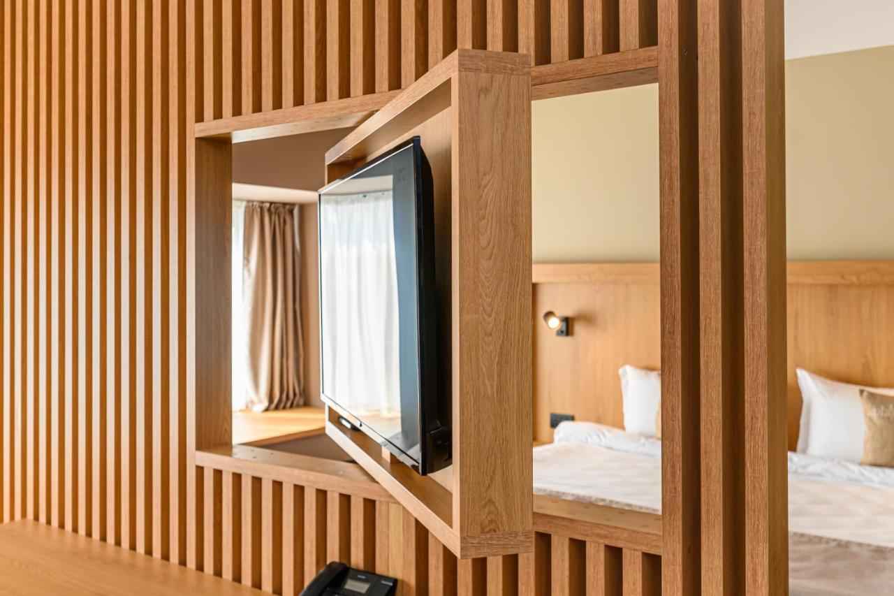 Hotel Central Pascani Dış mekan fotoğraf
