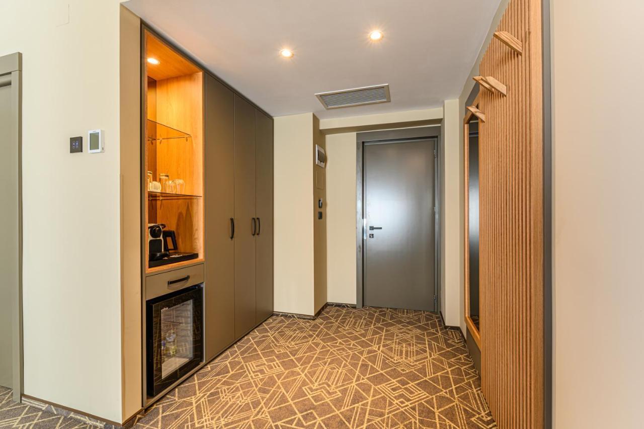 Hotel Central Pascani Dış mekan fotoğraf