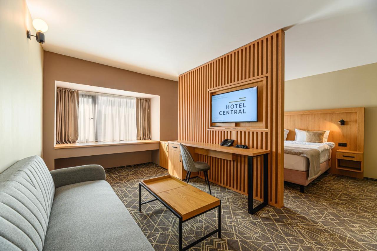 Hotel Central Pascani Dış mekan fotoğraf