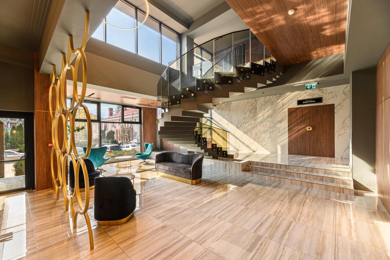Hotel Central Pascani Dış mekan fotoğraf